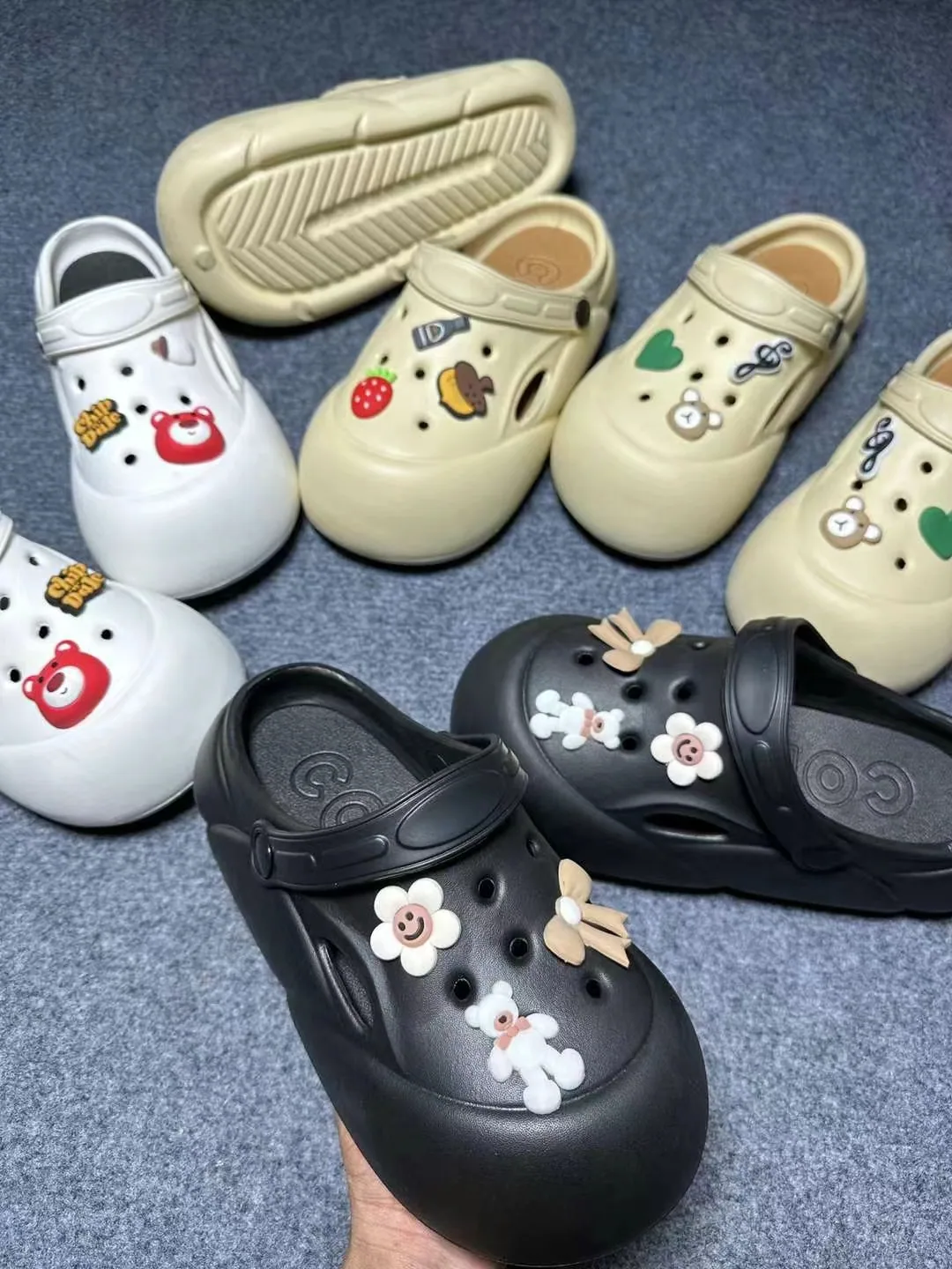 Exquisite height increasing hole shoes, panda style, 2024 summer outdoor wear, feel like stepping on poop, beach anti slip toe c 4