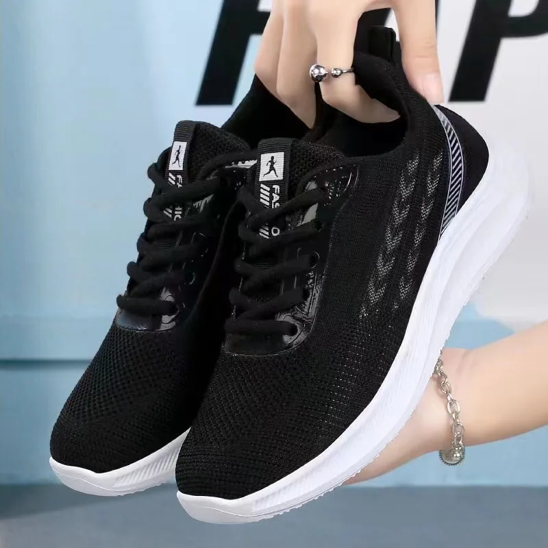 Shoes for women, 2024 spring/summer new items, women's flying woven sports shoes, mesh breathable casual shoes, soft soled women 2