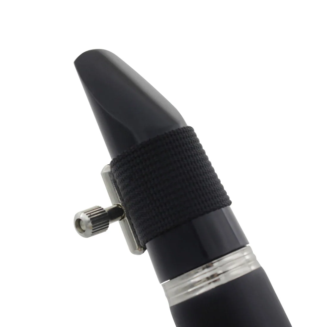 The clarinet is lowered to B-key with 17 keys, while the clarinet is played by children and adults for beginners. The clarinet i 11
