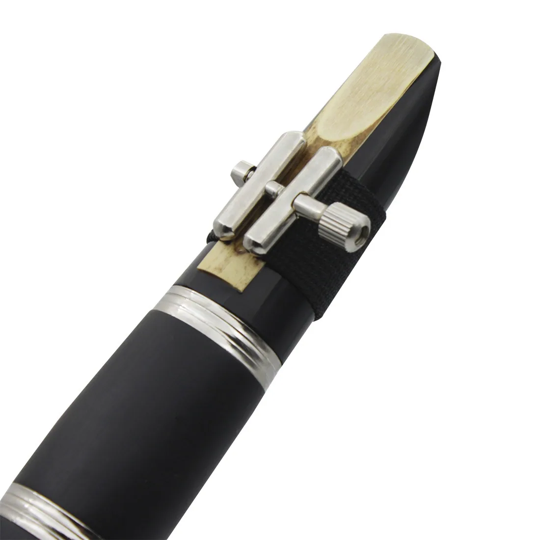The clarinet is lowered to B-key with 17 keys, while the clarinet is played by children and adults for beginners. The clarinet i 12