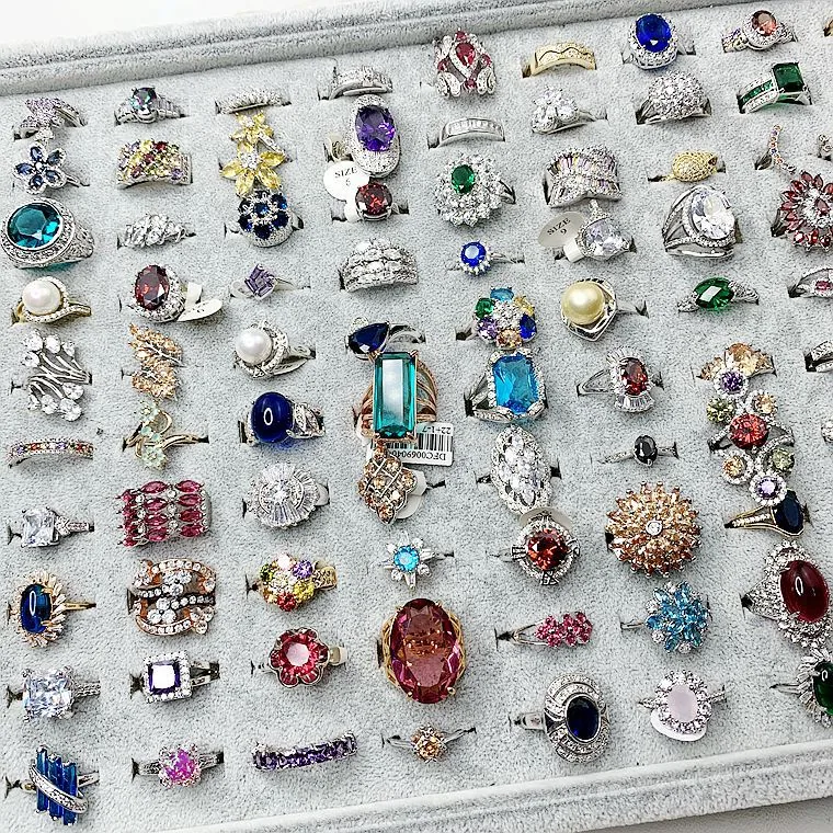 Heißer Verkauf europäischer und amerikanischer Schmuck, übertriebene Mode, Mikro-Intarsien-Edelsteinring, Retro-Luxus, bunter Zirkonring 14