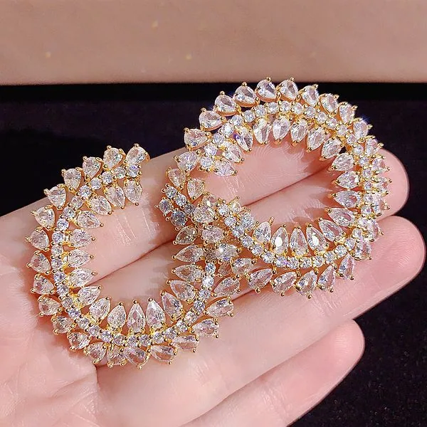 Heavy Industry Super Flash Luxury Atmosphere Full Zirconia Dense Zirconia Earrings European and American Exaggerated High end Ex