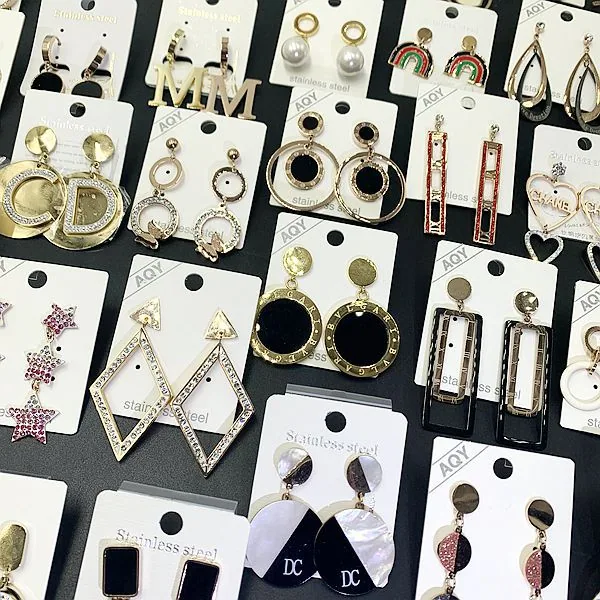 Titanium steel non fading furnace gold long earrings earrings earrings Korean version rose gold black stainless steel shell earr 15