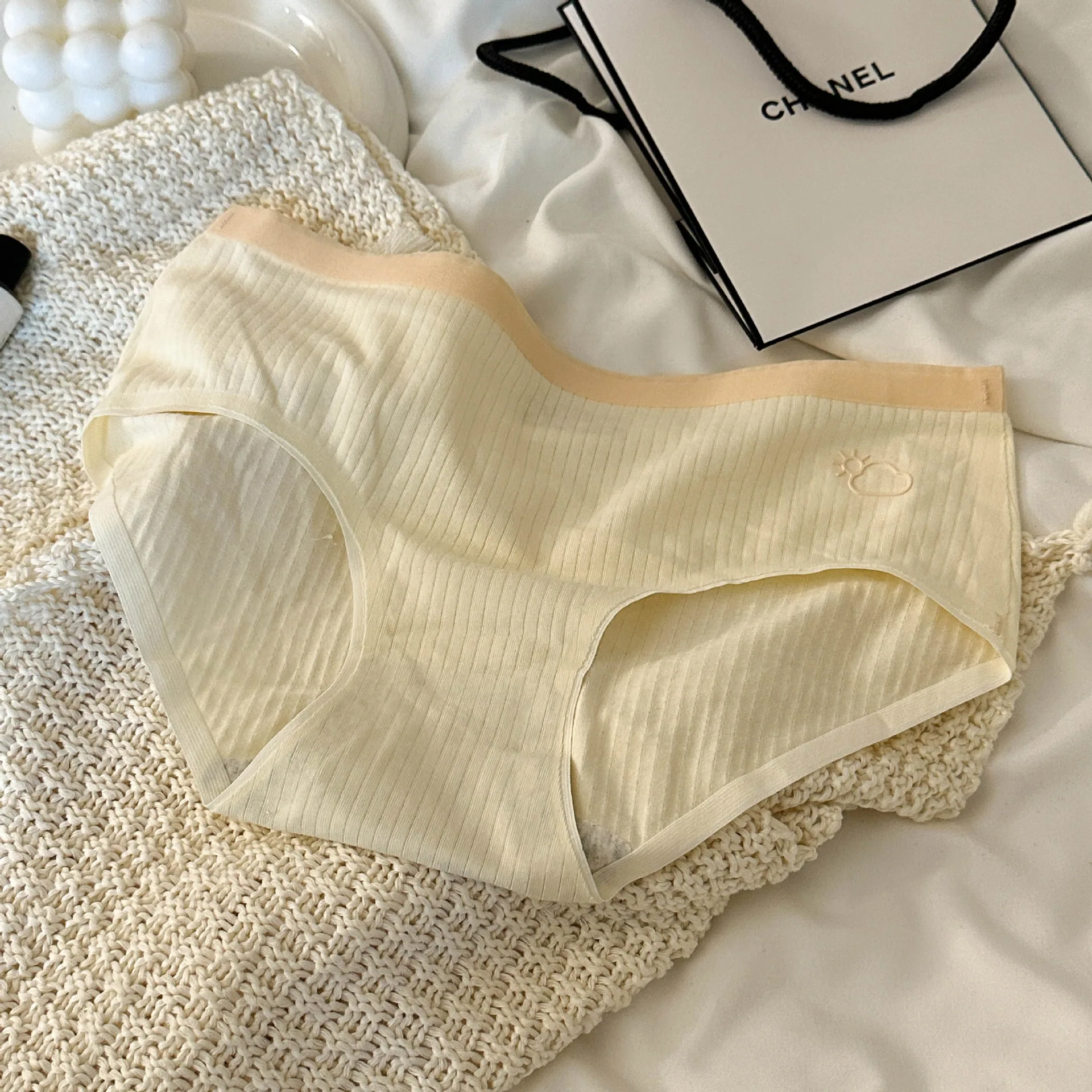 Skin friendly girl~Women's breathable and comfortable pure cotton underwear, women's pure cotton bottom crotch triangle pants - Other Underwear 3