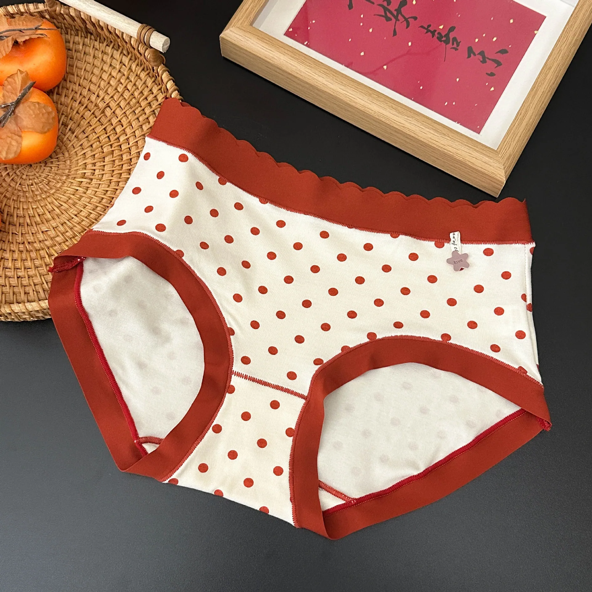Red underwear for girls in the Year of the Loong 3