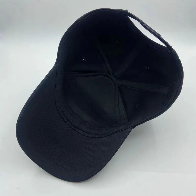 Gorra de pico de pato con 4 luces LED e interfaz USB de carga, iluminación para escalada nocturna, gorra de béisbol, pesca al aire libre, gorra deportiva de ocio 2
