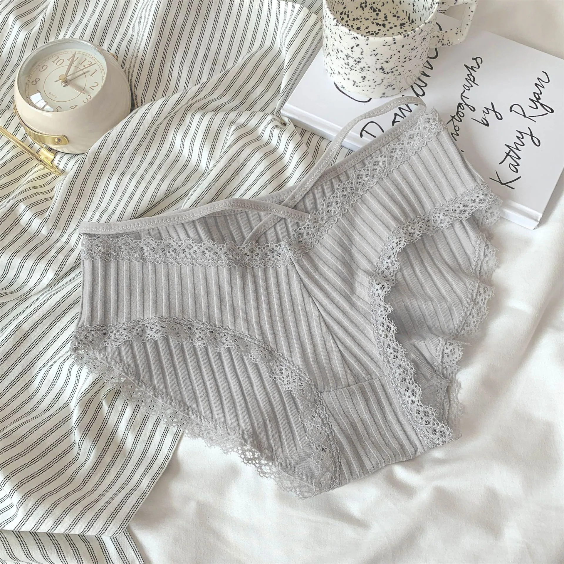 Pure Love Small Waist Essence~Cutting Male Artifact Pure Cotton Lace Sexy Underwear Women's Summer Thin Style Style Solid Color - Skin Care Serum 3