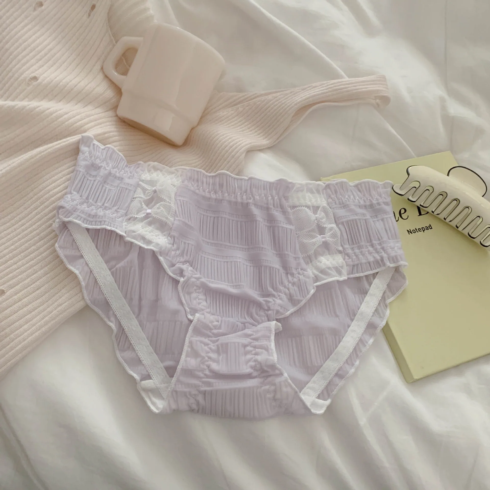 Hundred fold Bubble Mesh Japanese Underwear Women's Lace Sweet Girl Low Waist Triangle Pants Wholesale Summer Thin 3