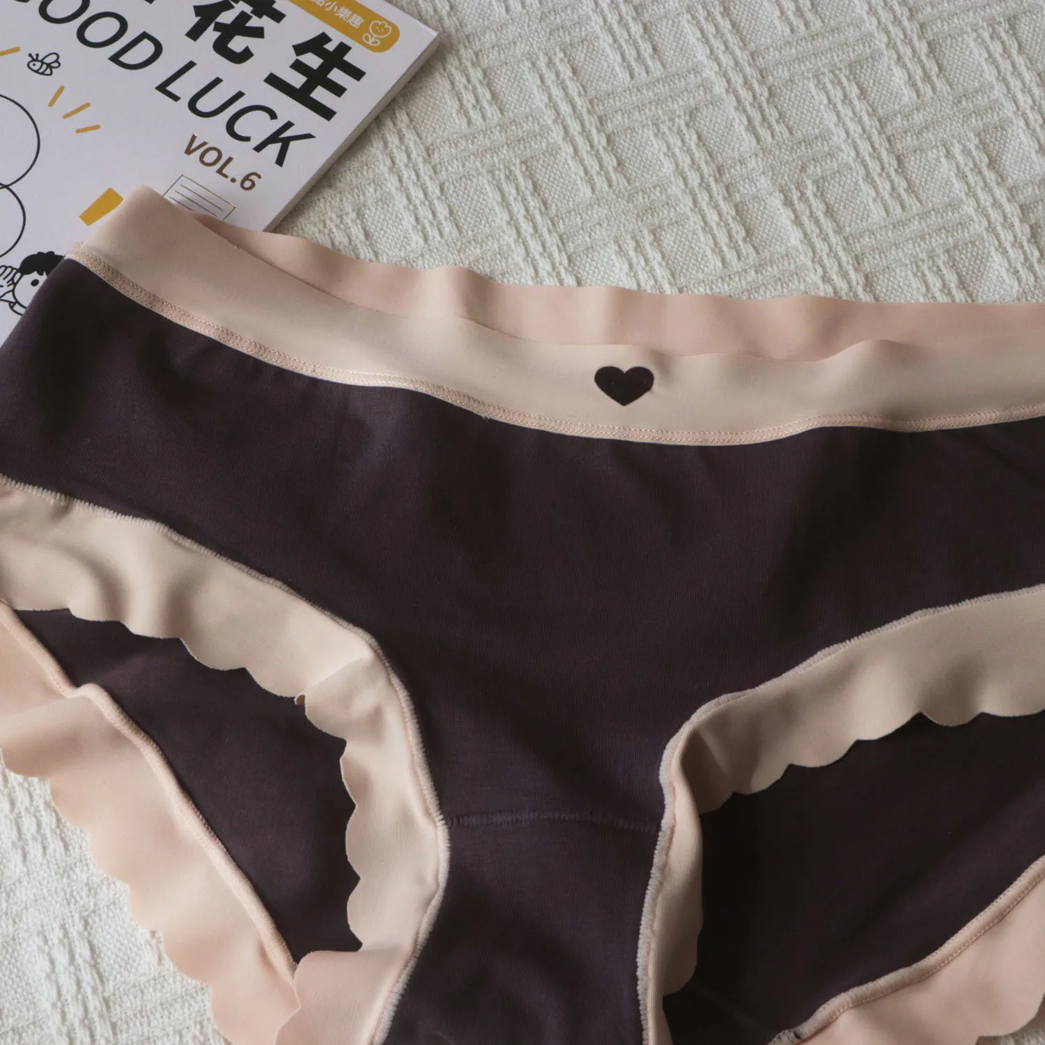 Gentle Pink Mist~Comfortable Women's Underwear Women's Modal Edge Women's Untouched Triangle Pants