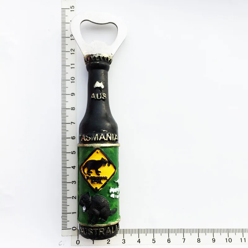 Manufacturer's spot wholesale of tourism commemorative crafts from various parts of Australia, magnetic refrigerators, wine bott