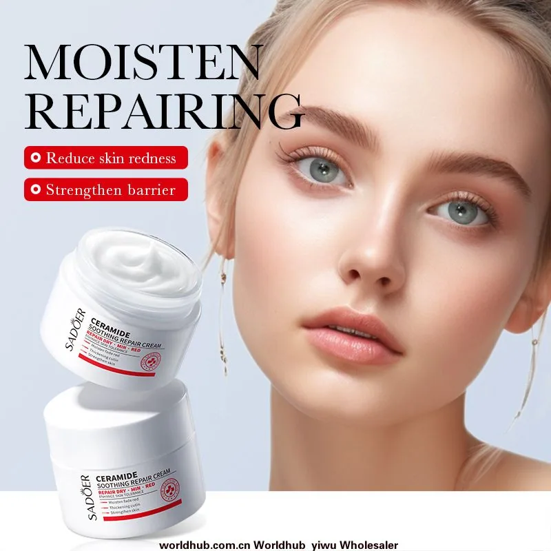 Close up of SADOER ceramide soothing and repairing face cream sensitive skin moisturizing details