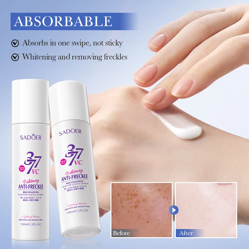 Close-up of the SADOER freckle-removing and moisturizing essence emulsion with a press pump head, featuring a convenient cros