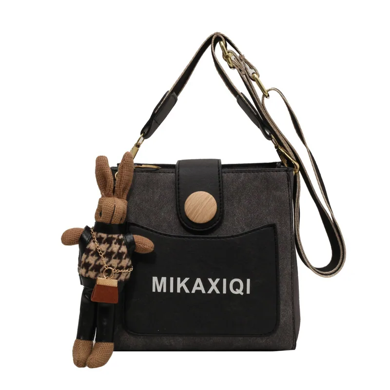 Wholesale 2024 new high-end texture cute temperament denim style small volume large capacity diagonal cross bucket bag womens ba 5