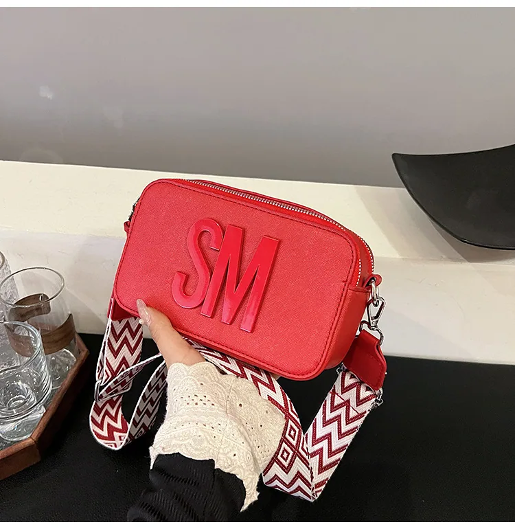 2024 New Fashionable and Trendy Womens Bag, Casual and Versatile, Small Square Bag with Small Letters, Wide Shoulder Strap, Popu 5