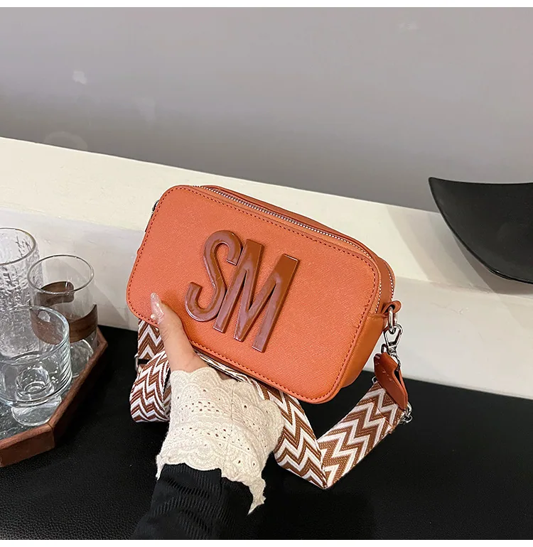 2024 New Fashionable and Trendy Womens Bag, Casual and Versatile, Small Square Bag with Small Letters, Wide Shoulder Strap, Popu 4