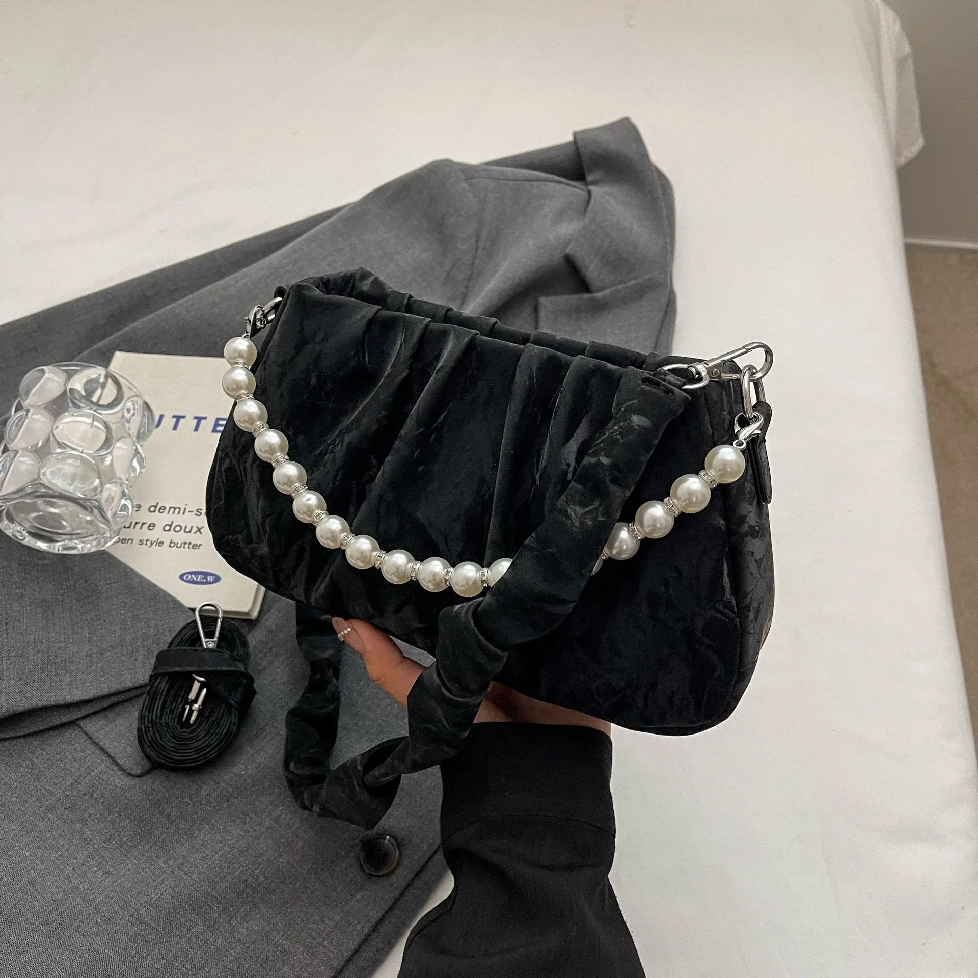 Womens Bag: Fall/Winter 2024 Fashion, Pearl Chain Bag, Pleated Bag, Armpit Bag, Premium Frosted Small Fragrance Shoulder Bag 5