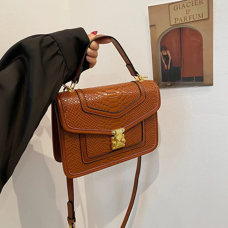 2024 autumn fashion new textured crocodile pattern with compartment luxury practical small square bag handbag crossbody bag 4
