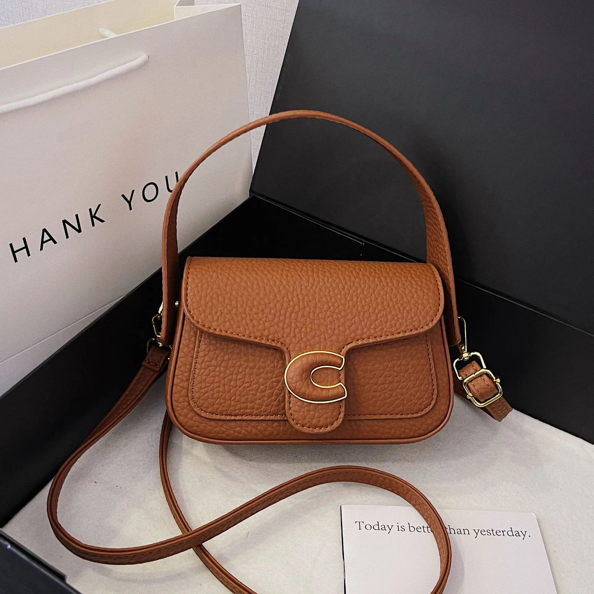 Womens bag 2024 cross-border new simple casual niche fashion handbag bag womens high-end crossbody bag armpit bag 16
