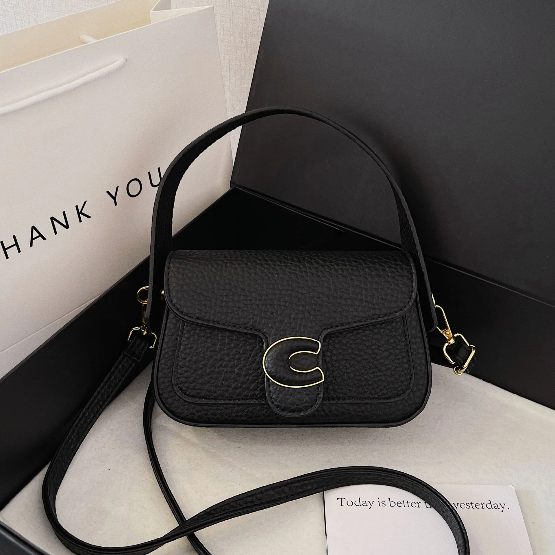 Womens bag 2024 cross-border new simple casual niche fashion handbag bag womens high-end crossbody bag armpit bag 18