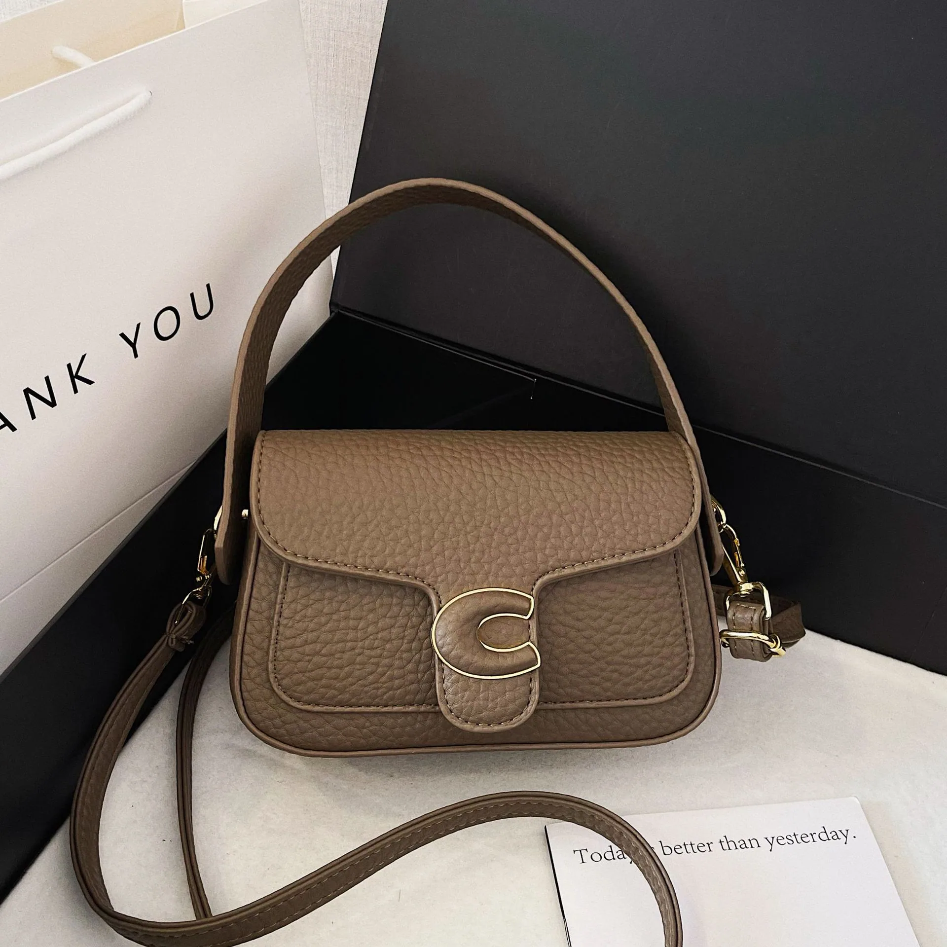 Womens bag 2024 cross-border new simple casual niche fashion handbag bag womens high-end crossbody bag armpit bag 17