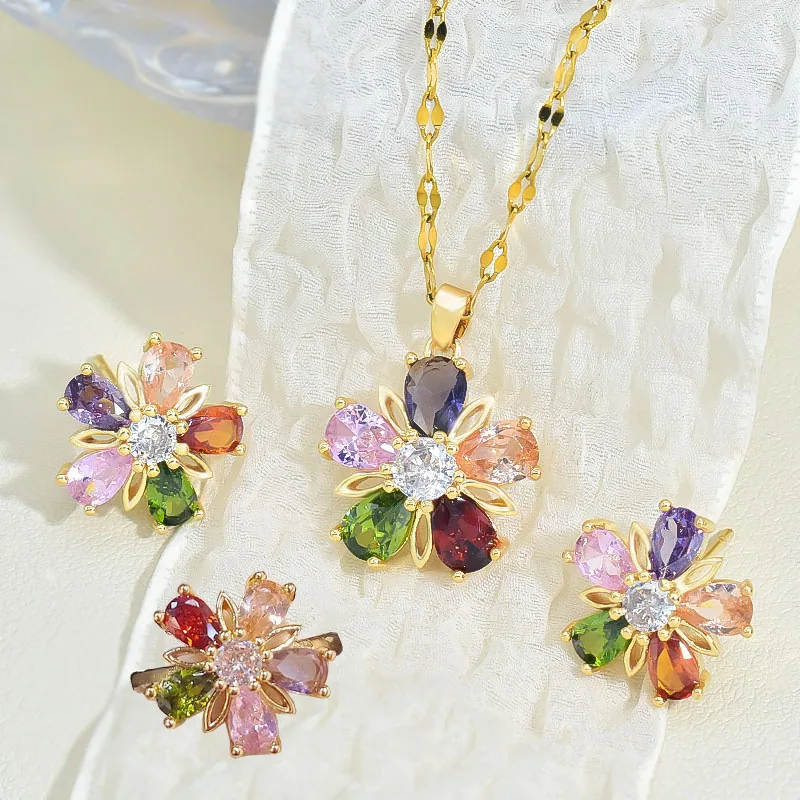 color zirconium five-petal flower necklace jewelry set, light luxury, simple and versatile, high-end sense of non-fading studs 4