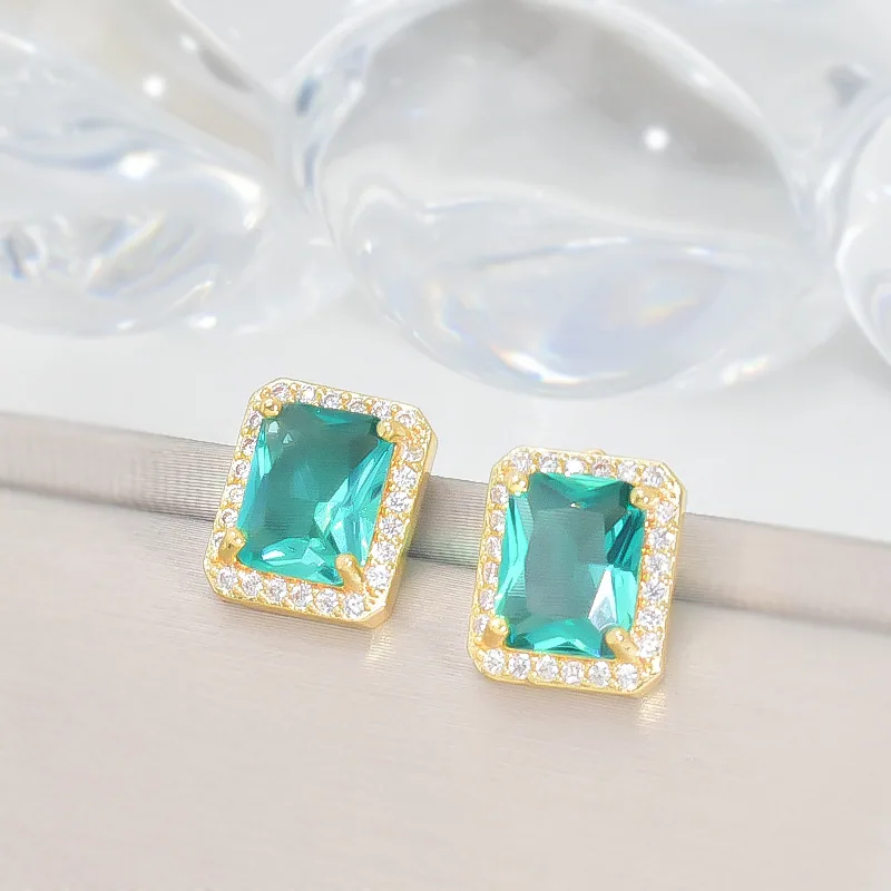 ชุดเครื่องประดับเพทายสีฟ้าทะเลสาบขายร้อนข้ามพรมแดน มีสไตล์และหลากหลาย เหล็กไทเทเนียมไม่จางหาย ของขวัญวันแม่ je 2