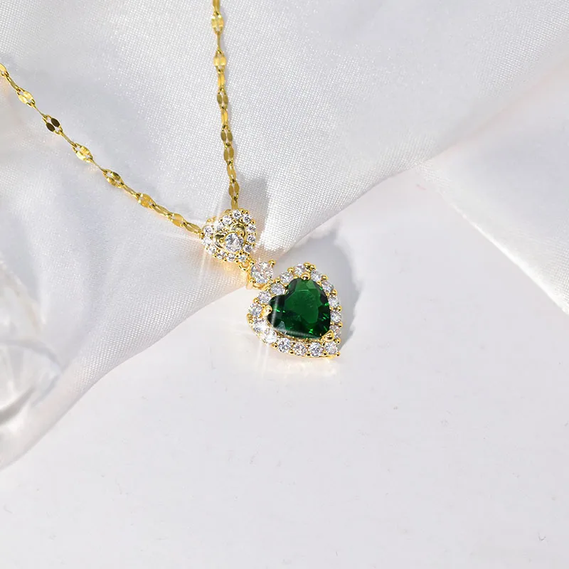 Love-Halskette für Damen, besetzt mit grünem Zirkon-Inlay, Nischendesign, vielseitig und hochwertig, lichtbeständiger Schmuck