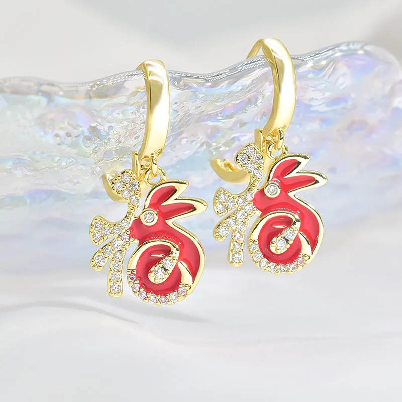 Set anting-anting kalung arnab bertuah merah yang laris terlaris untuk perhiasan zodiak khusus wanita, serba boleh dan mewah yang tidak pernah pudar 2