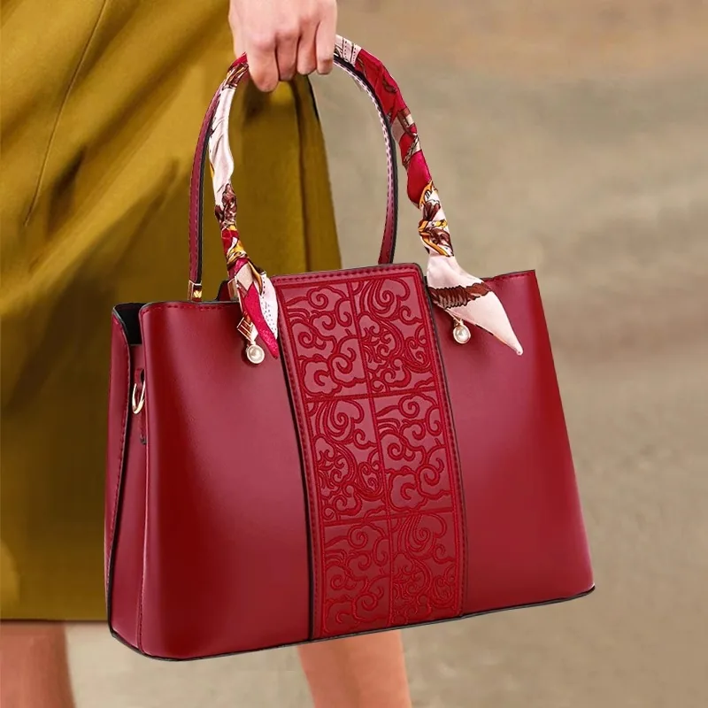 Red Wedding Bag Female New Luxury Mom Bag Large Capacity Bridal Bag Wedding Wedding Wedding Joy Mother-in-law Handbag