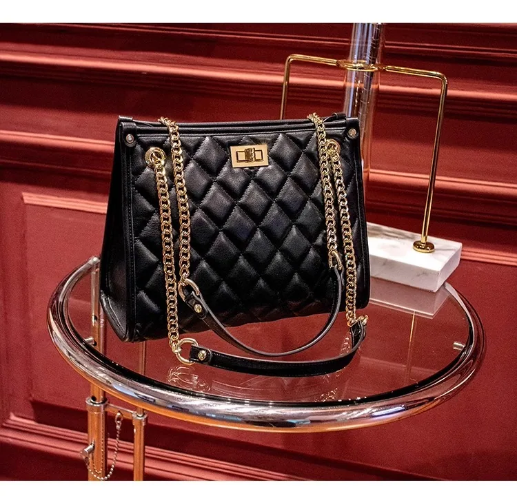 Fashionable casual large-capacity tote bag womens new 2024 large bag high-end niche commuter bag tide shoulder bag 19