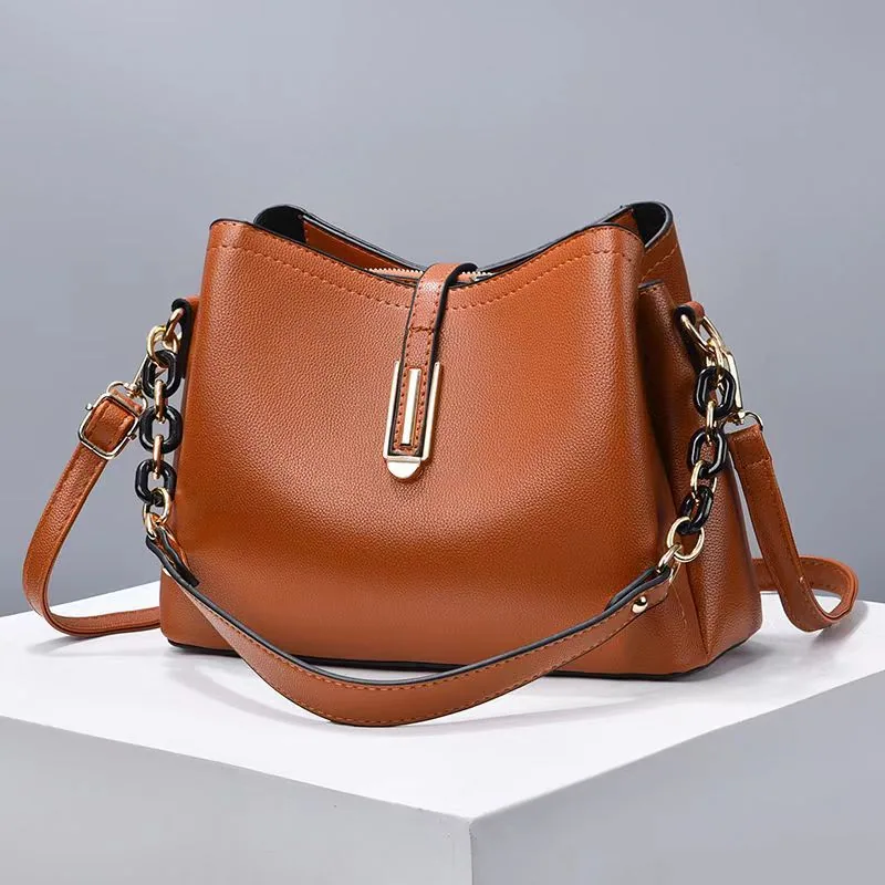 Bag Womens 2024 New Simple Crossbody Large-capacity Bag Womens Fashionable Casual Versatile One-Shoulder Crossbody Bag Overseas 5