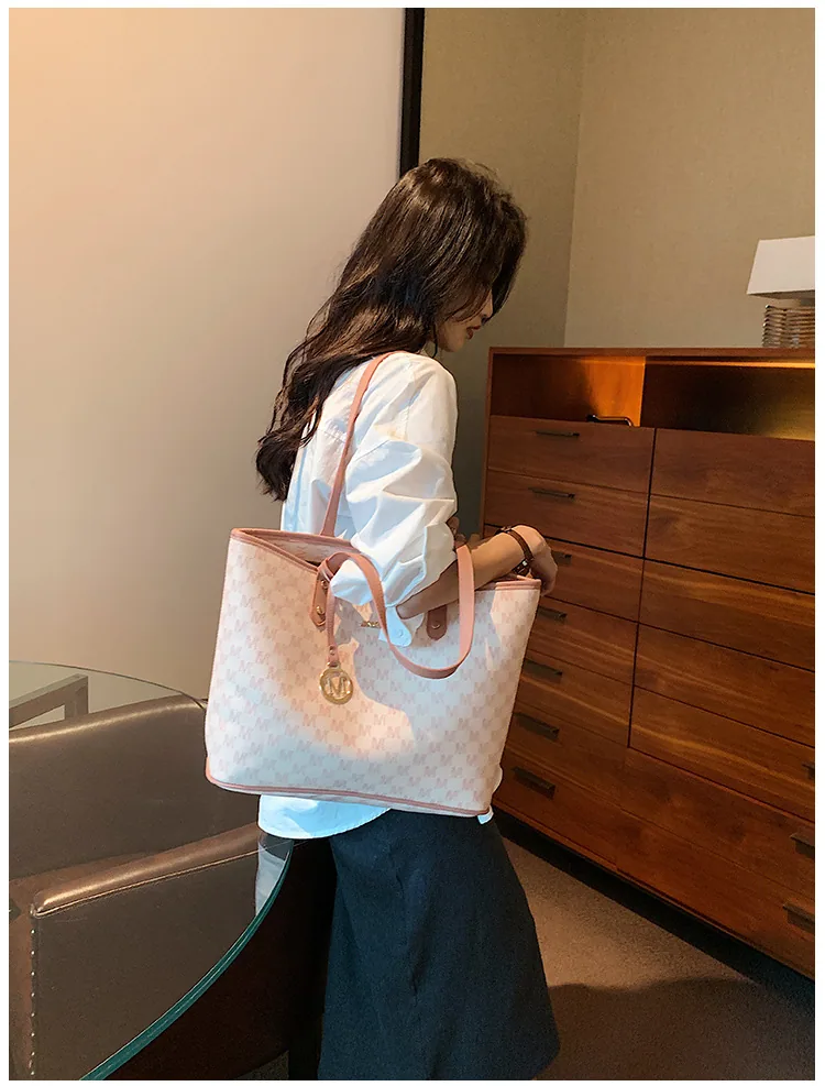 womens bag foreign trade hot one piece of shipping 2024 new large-capacity pink shoulder tote bag 22