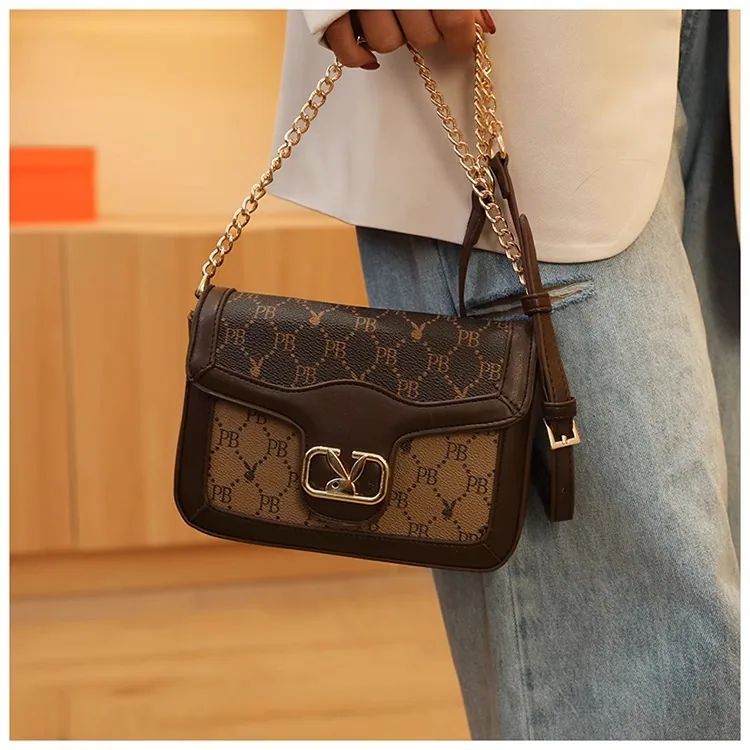 High-end texture bag 2024 new trendy bag bag womens foreign versatile ins niche crossbody bag fashion small square bag 14