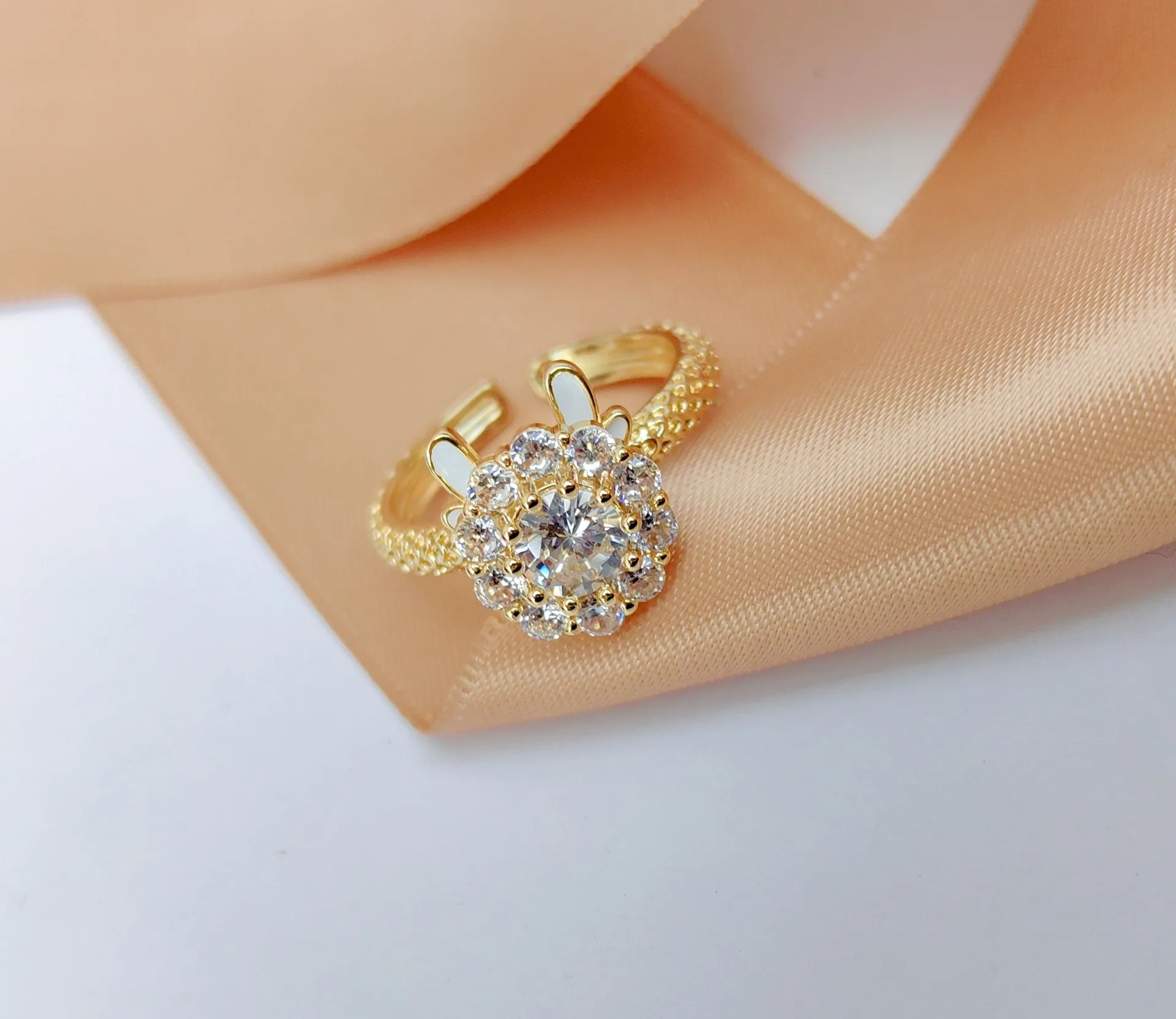 Chinese style adjus rota ring zircon natal dragon year necklace earrings turn dragon set manufacturers wholesale 2
