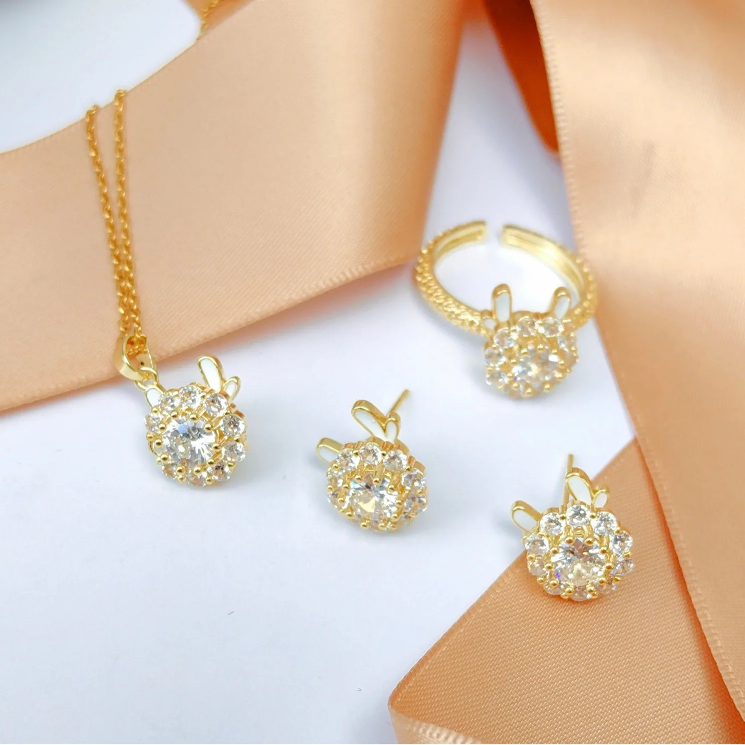 Chinese style adjus rota ring zircon natal dragon year necklace earrings turn dragon set manufacturers wholesale 4