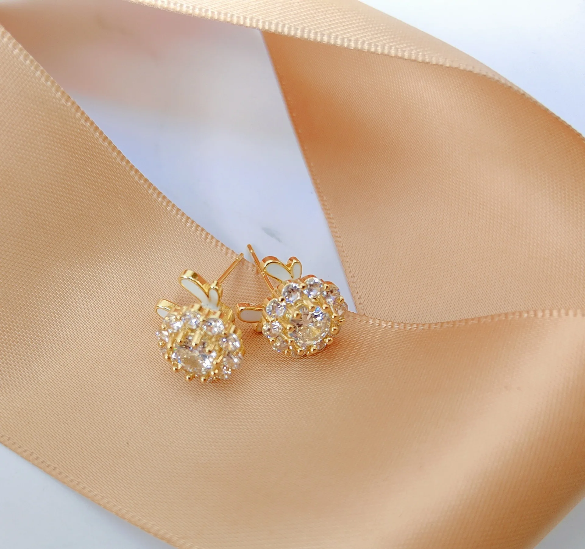 Chinese style adjus rota ring zircon natal dragon year necklace earrings turn dragon set manufacturers wholesale 3