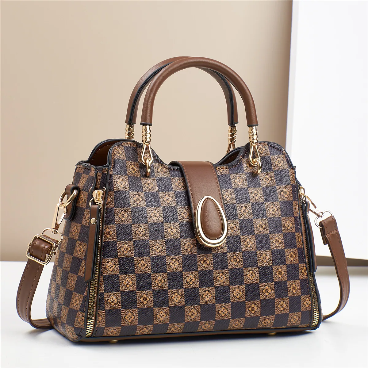 Handbag Explosive One-Shoulder Crossbody Bag Tide 2024 New Womens Crossbody Bag Fashionable Atmosphere Mom Bag Simple 4