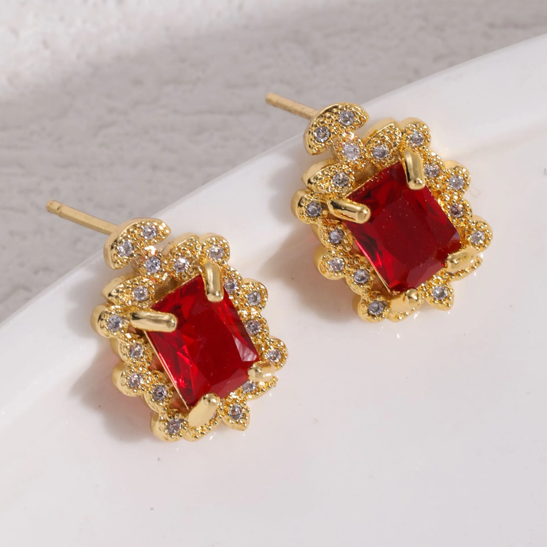 Light luxury ruby jewelry set temperament full diamond zircon necklace heavy industry ring earrings stud copper micro inlay jewe 3