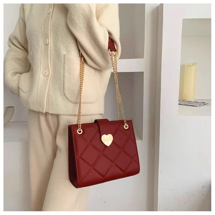 Niche red bridal bag womens 2024 new fashion texture womens bag retro shoulder bag versatile crossbody wedding bag 7