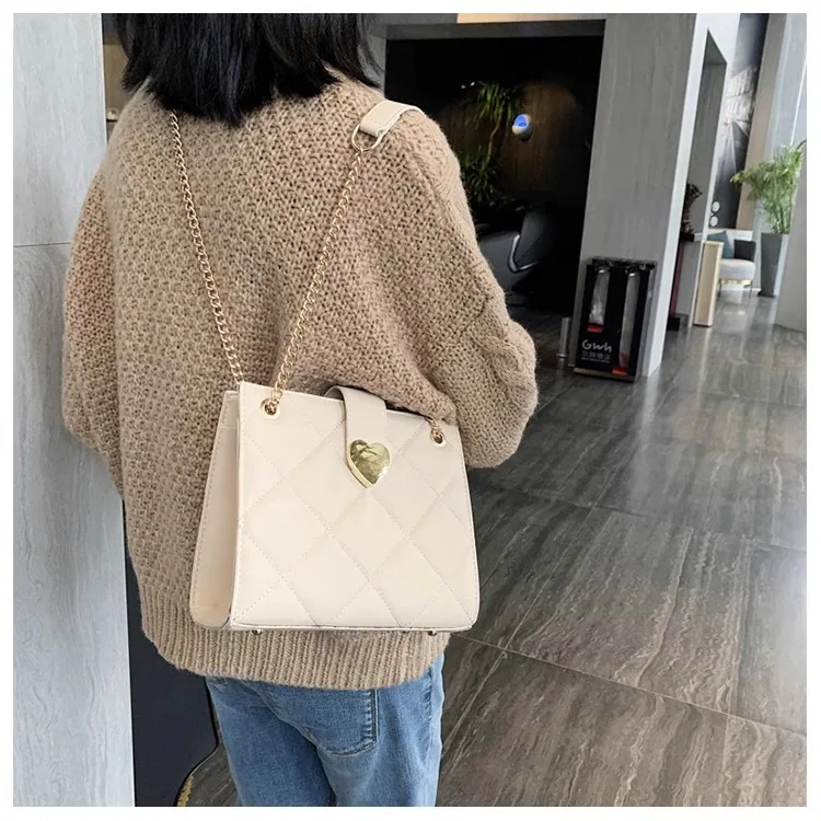 Niche red bridal bag womens 2024 new fashion texture womens bag retro shoulder bag versatile crossbody wedding bag 20