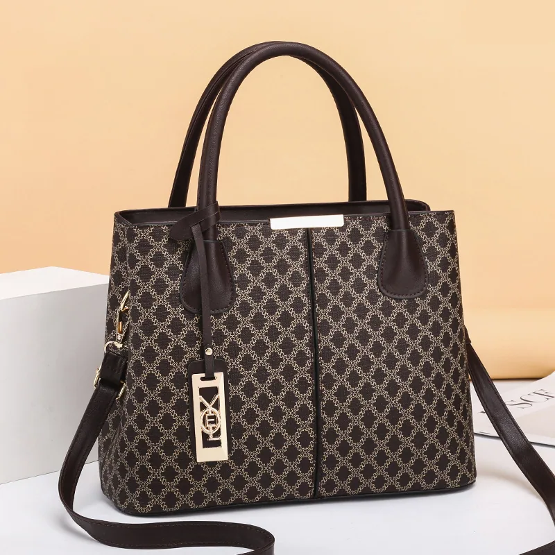 Simple retro print handbag 2024 European and American fashion womens bag large-capacity shoulder crossbody bag shipping 5