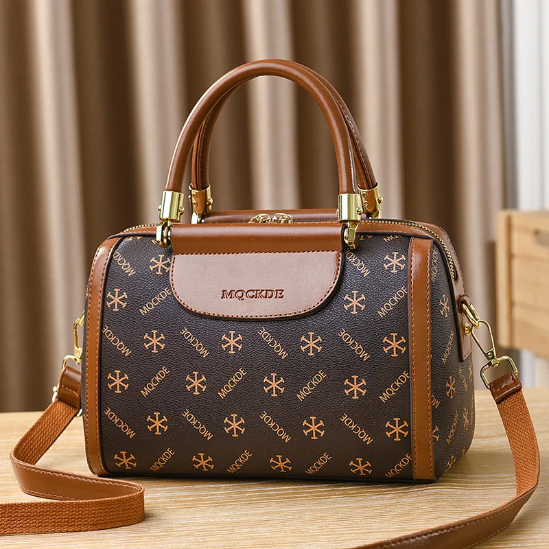 Cross-border hot 2024 new high-end handbag, large-capacity shoulder cross-body pillow bag, womens Boston womens bag
