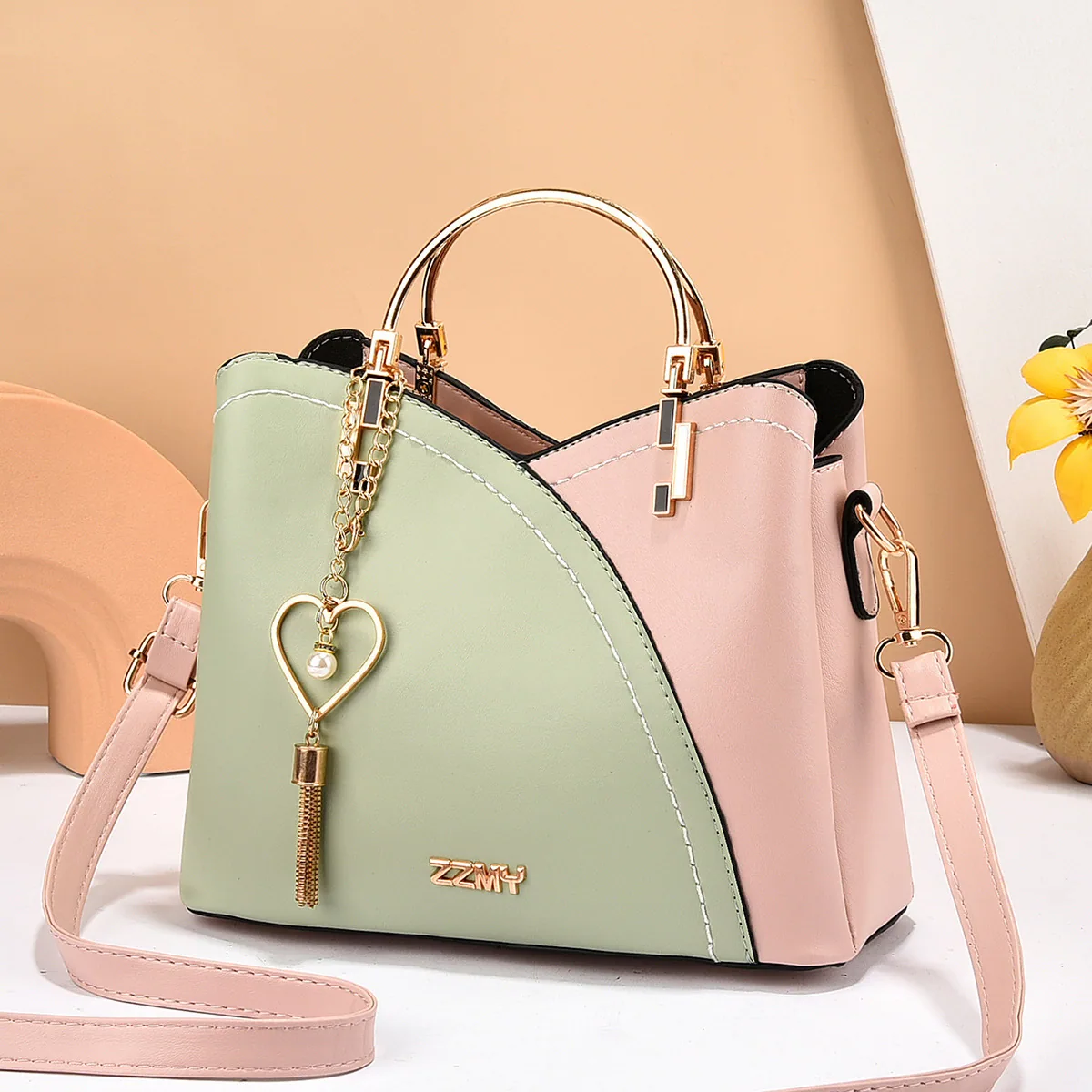 Womens Bag 2024 New Trendy Handbag Korean Edition Color Contrasting Large Capacity Fashion Single Shoulder Crossbody Bag One Pie 7