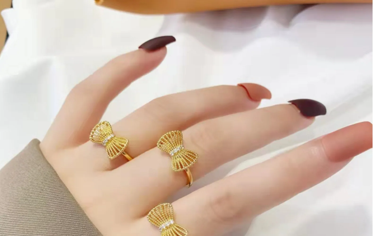 Version coréenne populaire de la même bague à nœud, simple et à la mode, personnalisée pour femmes, index creux, vente en gros 7