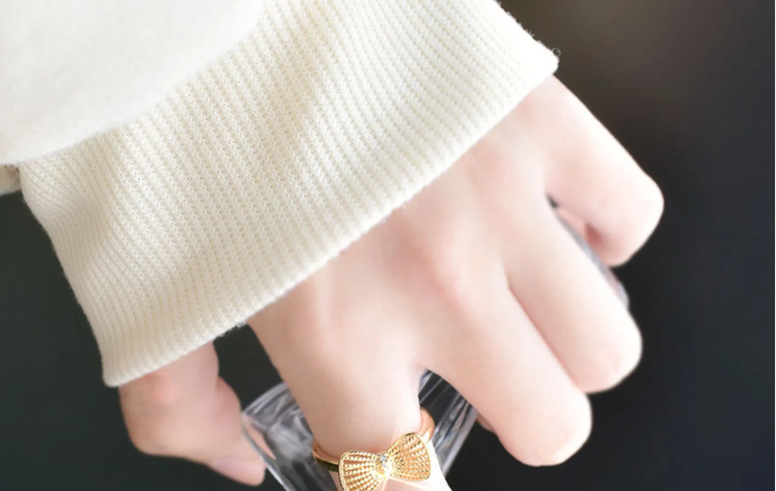 Version coréenne populaire de la même bague à nœud, simple et à la mode, personnalisée pour femmes, index creux, vente en gros 15
