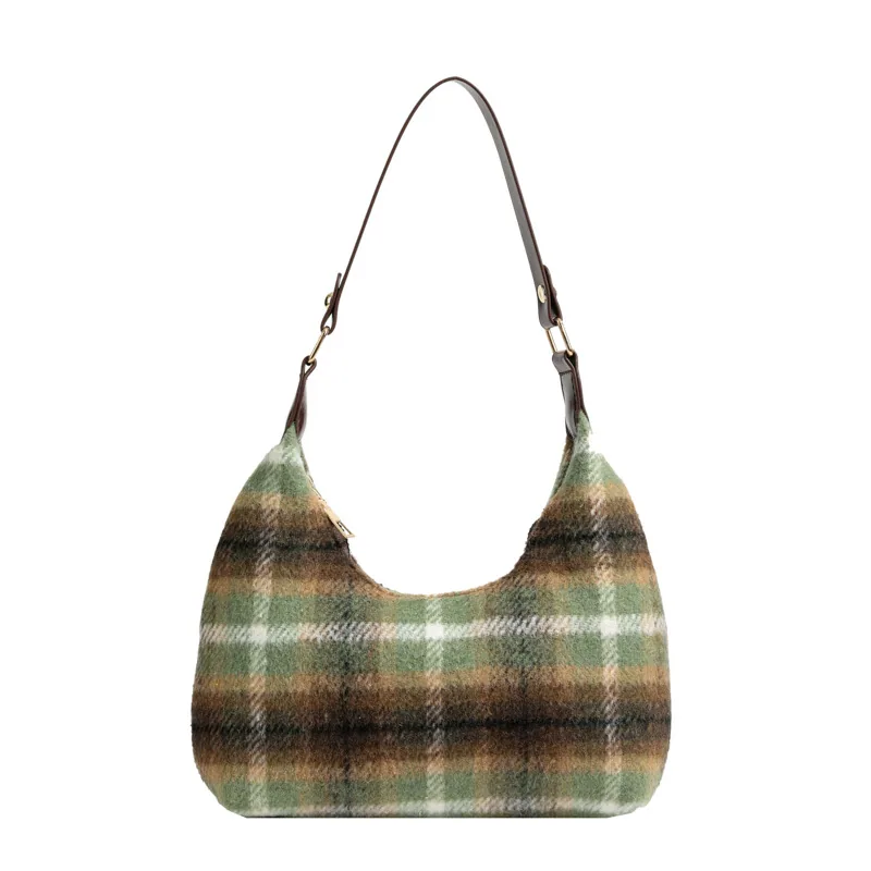 2023 new foreign temperament trendy fashion plaid shoulder armpit bag autumn and winter contrast simple woolen baguette bag 3