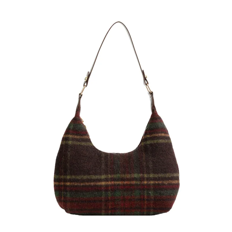 2023 new foreign temperament trendy fashion plaid shoulder armpit bag autumn and winter contrast simple woolen baguette bag 2