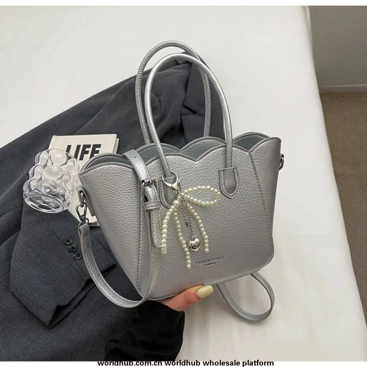Wholesale Korean ins fashion bucket bag women's high-end versatile shoulder bag niche trend high-end crossbody bag 4