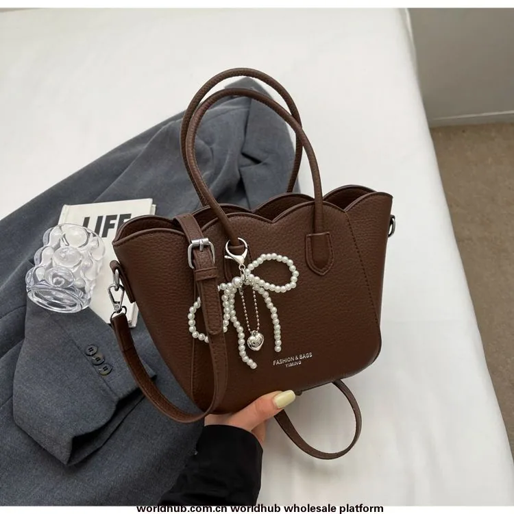 Wholesale Korean ins fashion bucket bag women's high-end versatile shoulder bag niche trend high-end crossbody bag 3