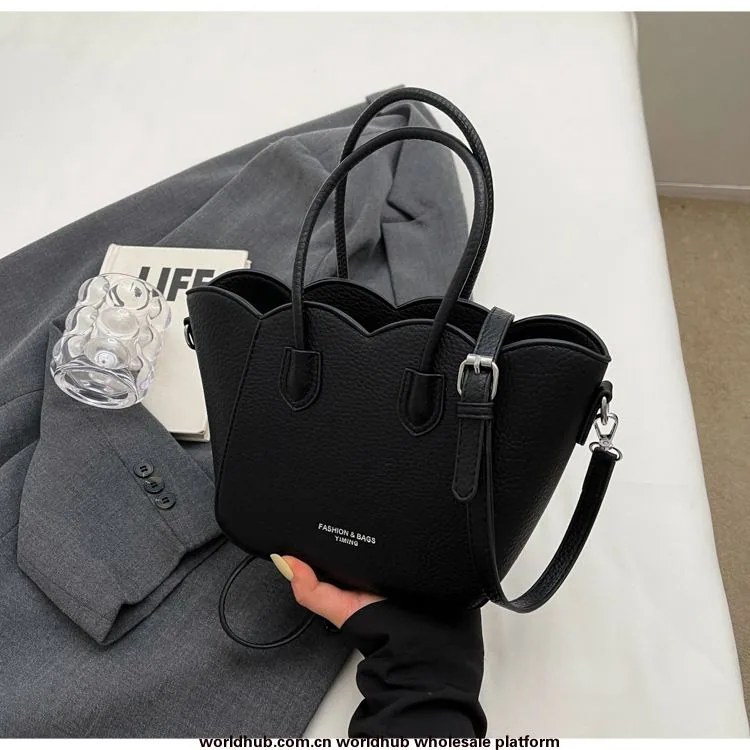 Wholesale Korean ins fashion bucket bag women's high-end versatile shoulder bag niche trend high-end crossbody bag 6